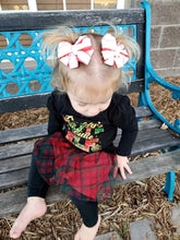 Candy Cane Ruffle Bows/Piggies