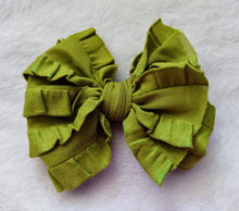 Avacado Shimmer Ruffle Bow/Piggies