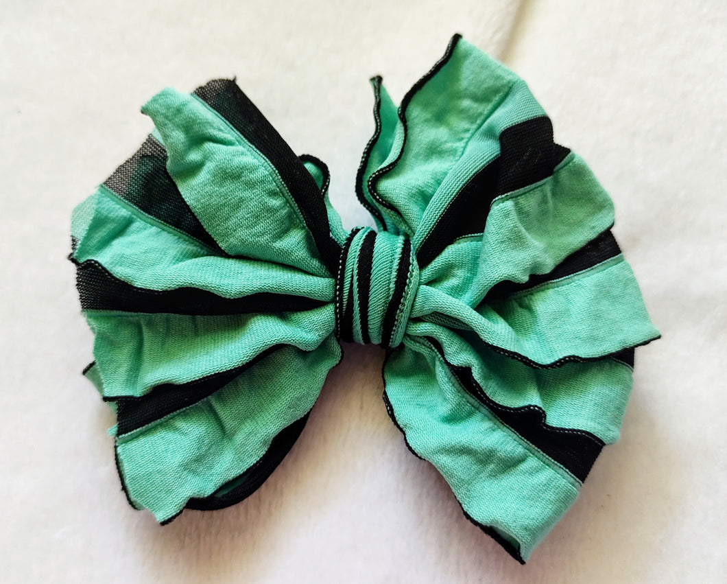 Mint Chip Ruffle Bows/Piggies